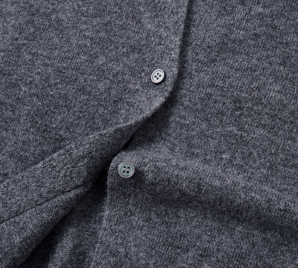 Velly Cardigan EVERAU