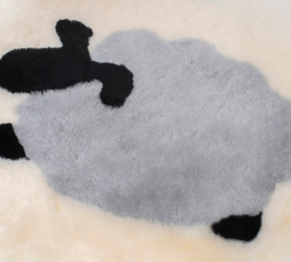 AUSTRALIAN SHEPHERD® Square Australian Wool Cushion 40cmx40cm UGG AUSTRALIAN SHEPHERD