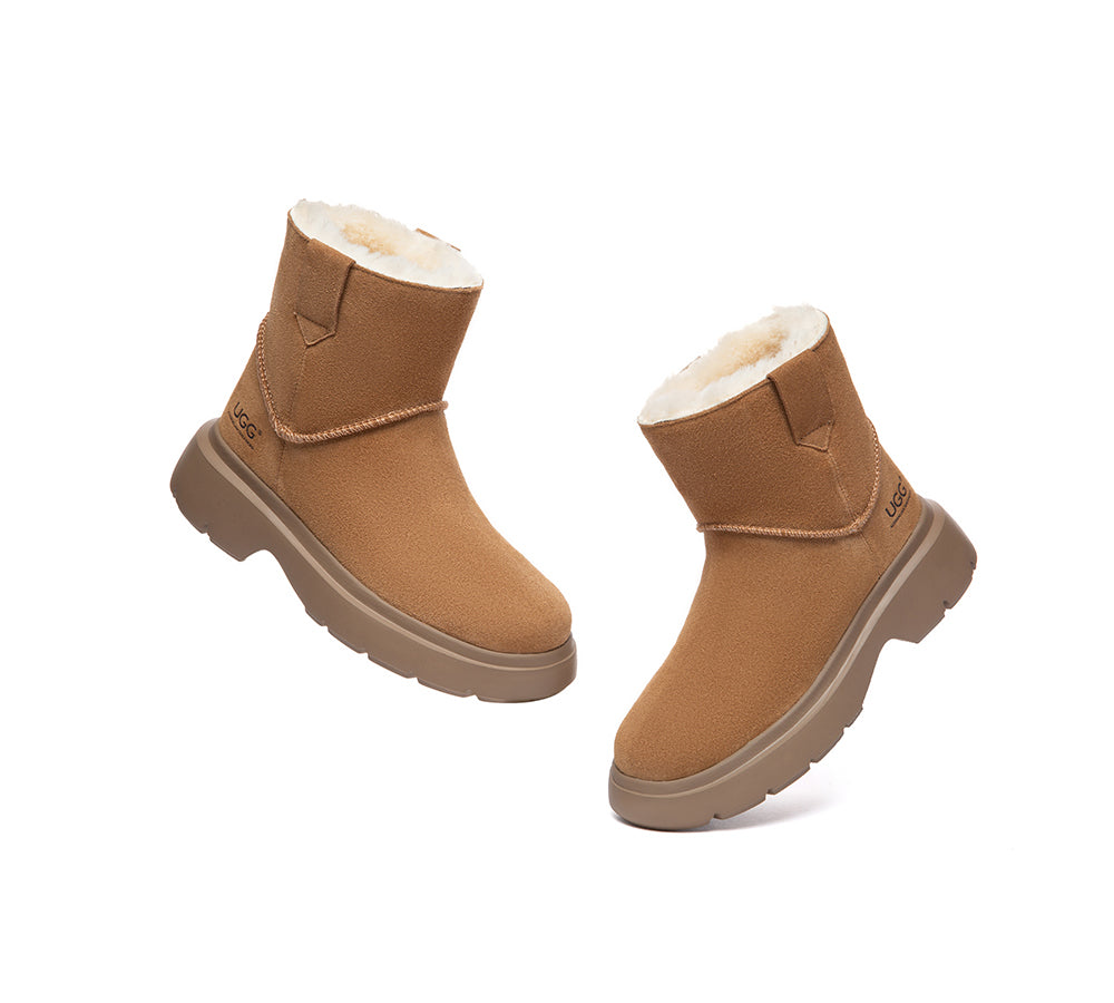 Nyra UGG AUSTRALIAN SHEPHERD