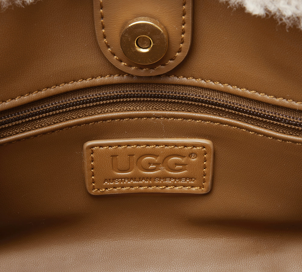 Momo UGG AUSTRALIAN SHEPHERD