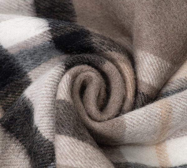 AUSTRALIAN SHEPHERD® 100% Wool Check Solara Scarf UGG AUSTRALIAN SHEPHERD