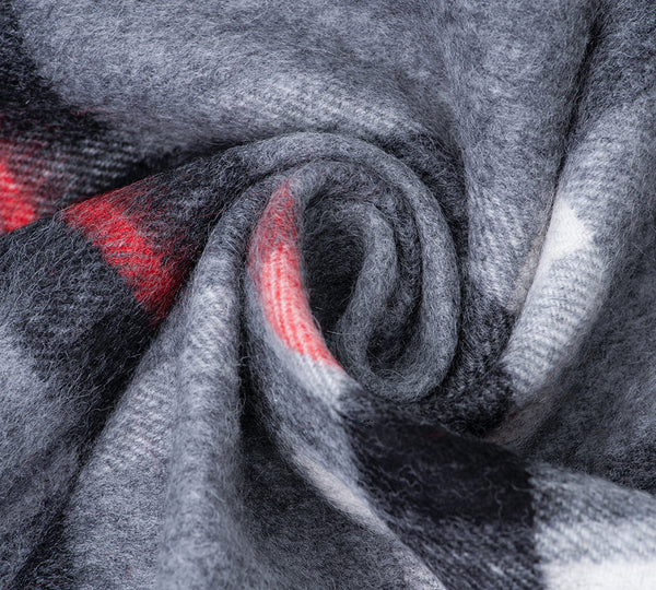 AUSTRALIAN SHEPHERD® 100% Wool Check Solara Scarf UGG AUSTRALIAN SHEPHERD