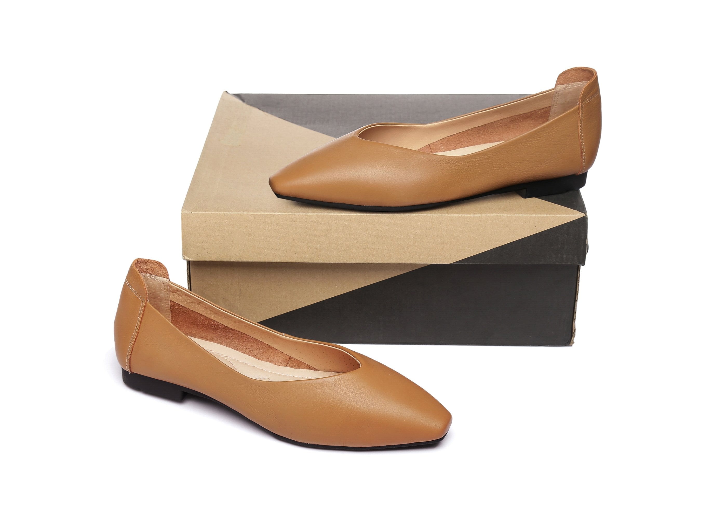 UGG Boots - Everly Leather Pointed Toe Ballet Flats